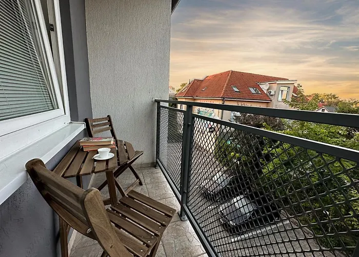 Апартаменты Comfort Retreat Нове-Замки